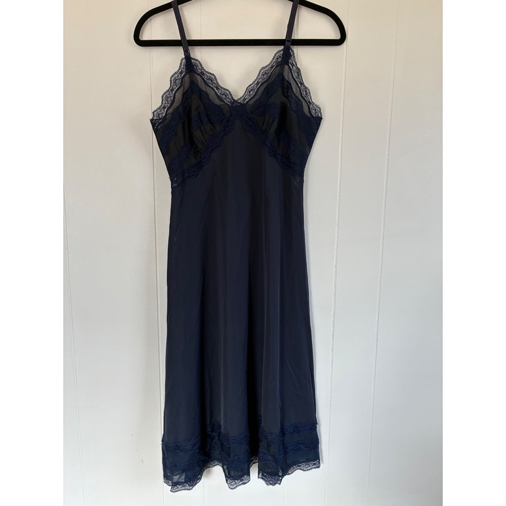 Vintage Luxite by Kayser Navy‎ Blue Fairy Grunge  Lace Trim Full Slip Dress 34